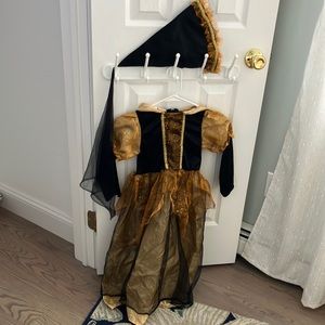 Witch costume